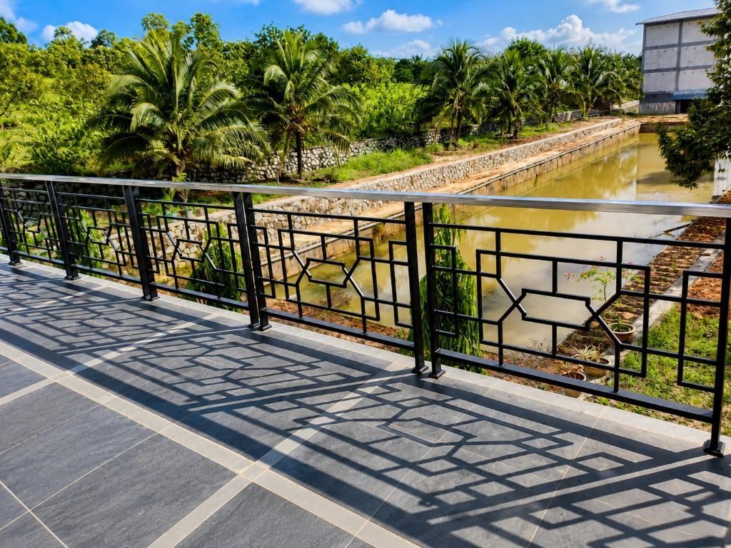 Railing Balkon Minimalis